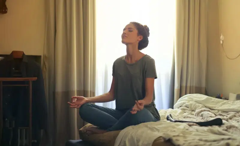 Kako odpreti čakre z osnovnimi tehnikami